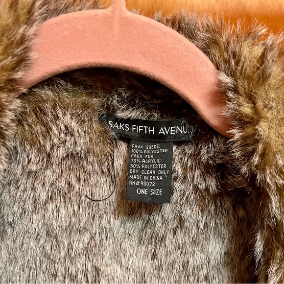 Sak’s 5th Avenue Faux Fur/ Faux Suede Big Collar Vest Dark Brown Light Brown - Picture 2 of 2